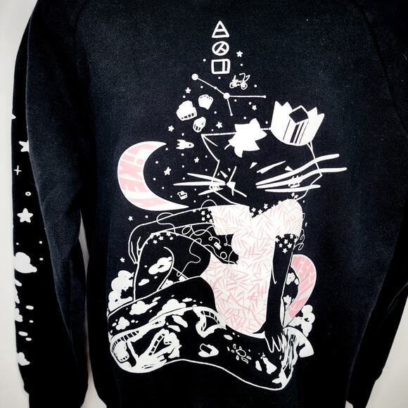 Aesumi Women's Black Long Sleeve Pull Over Style Princess Cat Graphic Sweatshirt - Picture 7 of 11